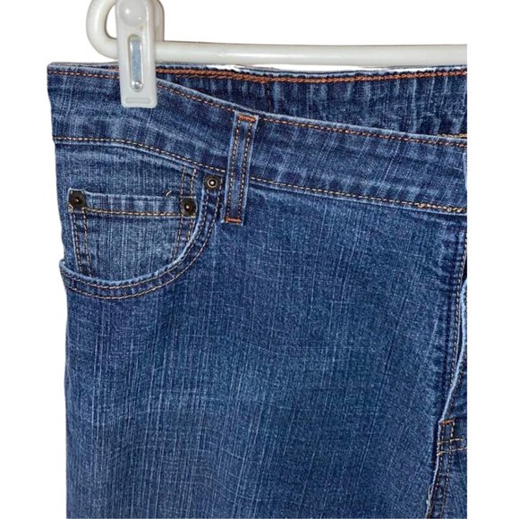 Levi Strauss Stretch Mid-Rise Straight Leg Signature Jeans - Picture 6 of 10